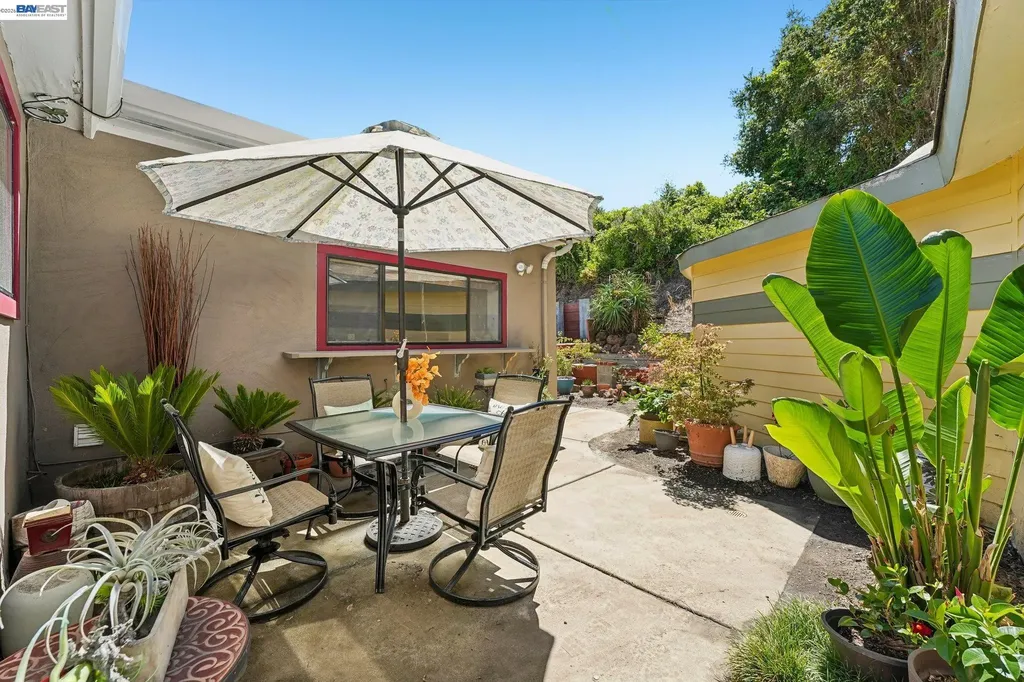 301 Joan Vista Street El Sobrante CA 94803
