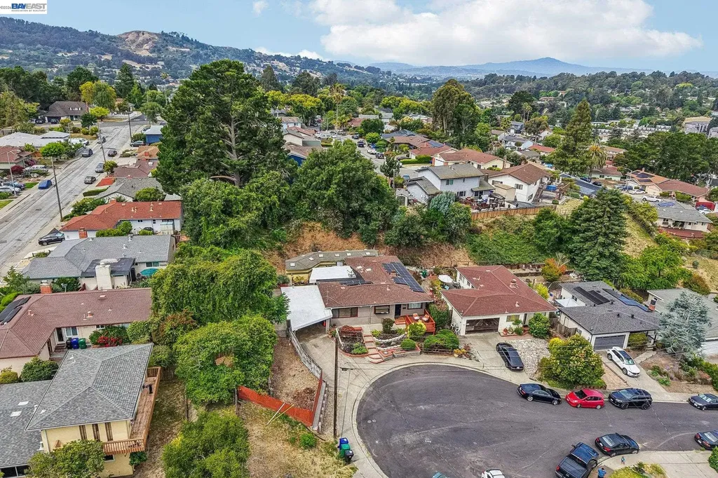 301 Joan Vista Street El Sobrante CA 94803