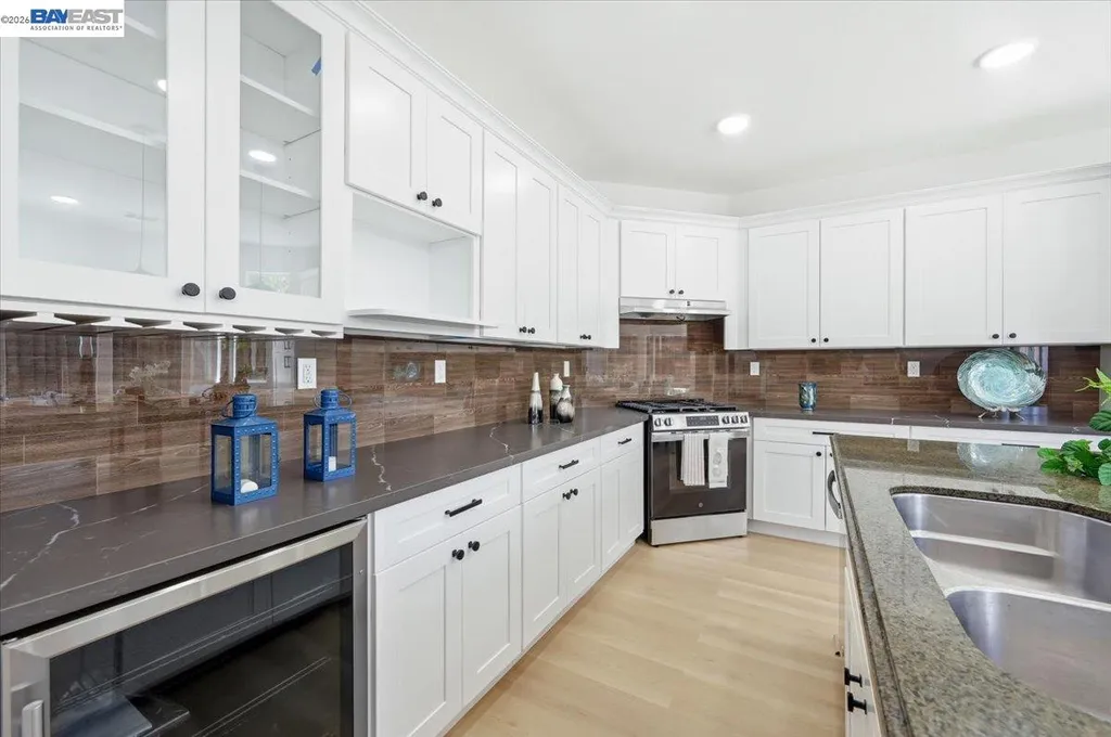112 Ridgepoint Court Hercules CA 94547