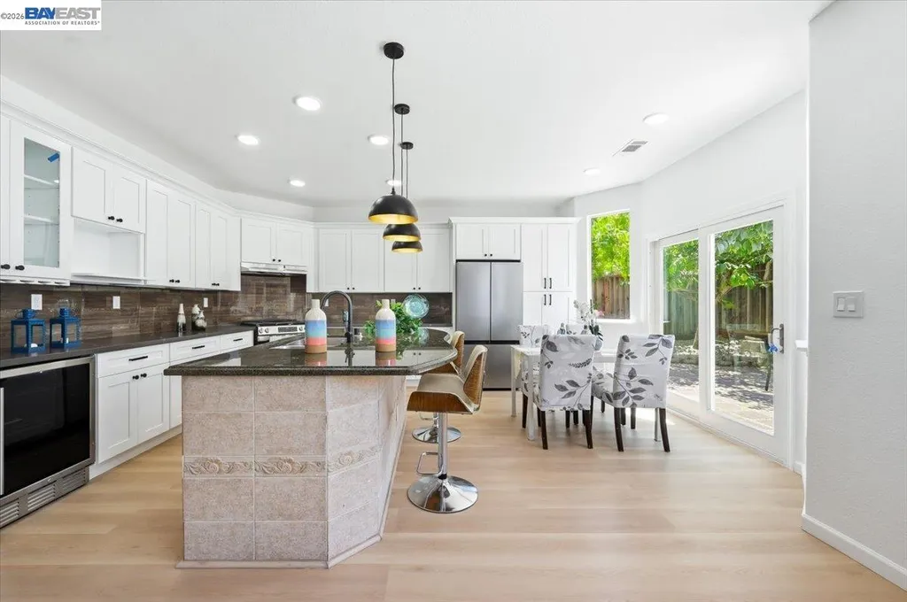 112 Ridgepoint Court Hercules CA 94547
