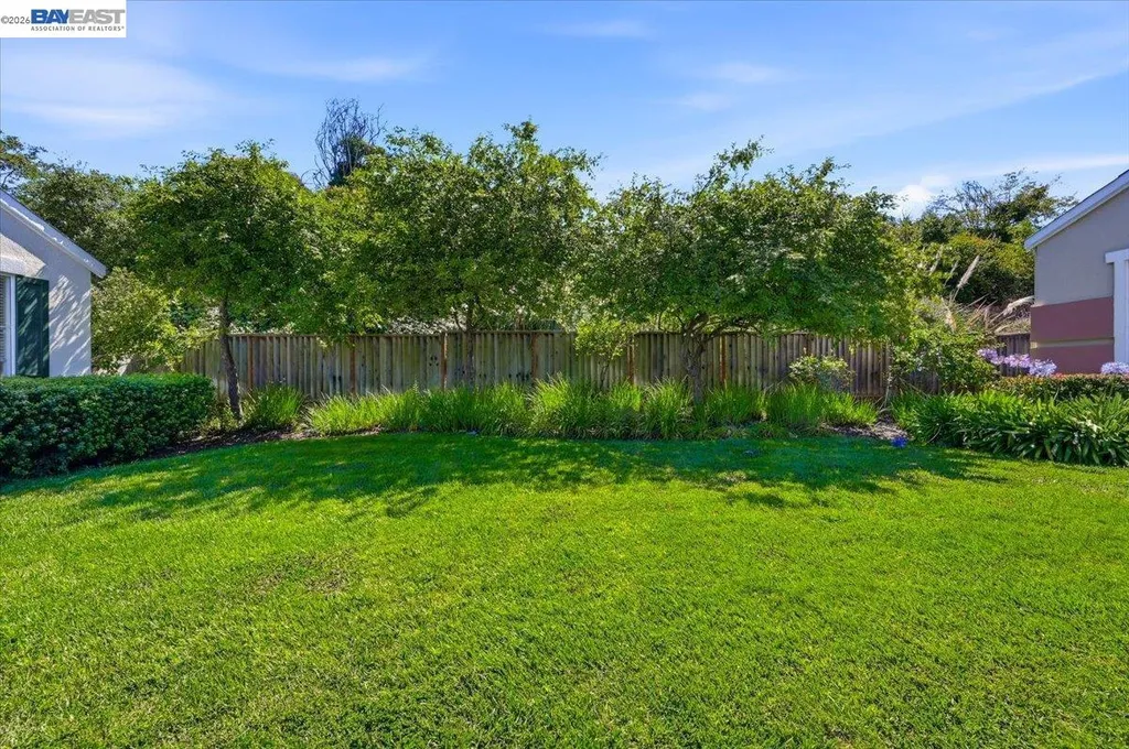112 Ridgepoint Court Hercules CA 94547