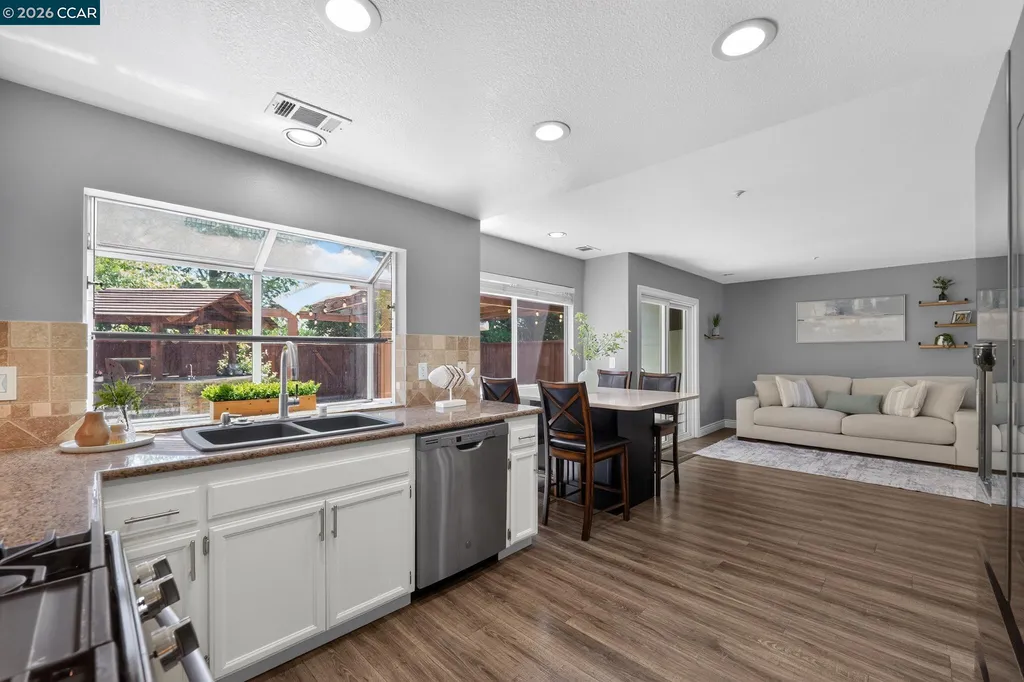 3983 Inverness Common Livermore CA 94551