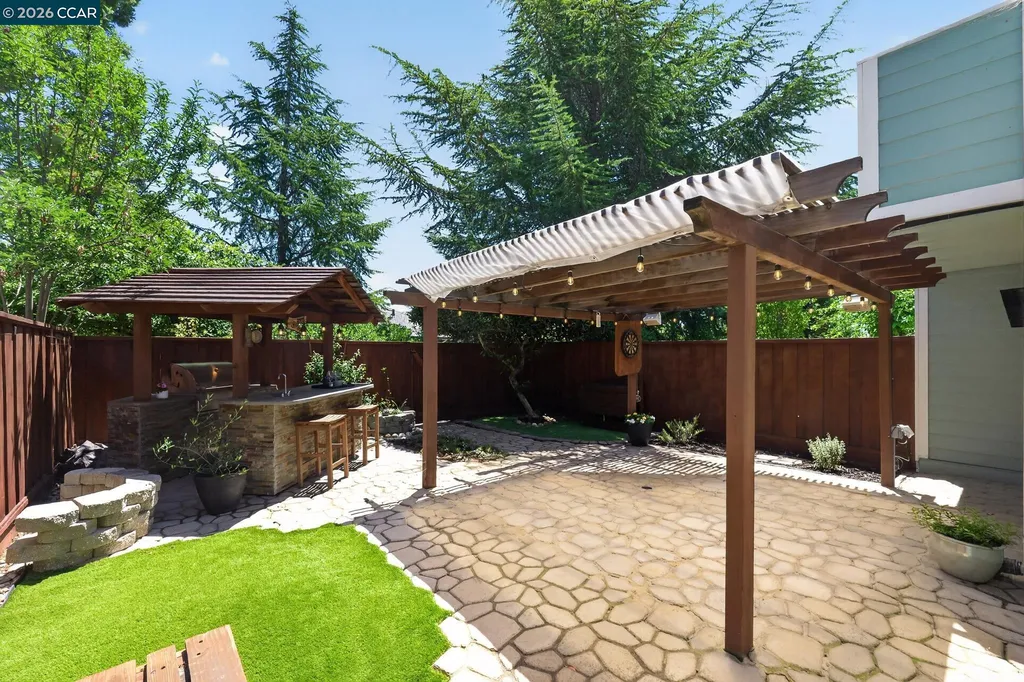 3983 Inverness Common Livermore CA 94551