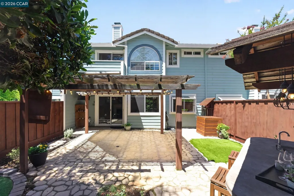 3983 Inverness Common Livermore CA 94551