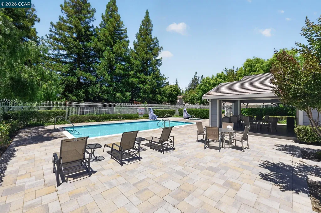3983 Inverness Common Livermore CA 94551