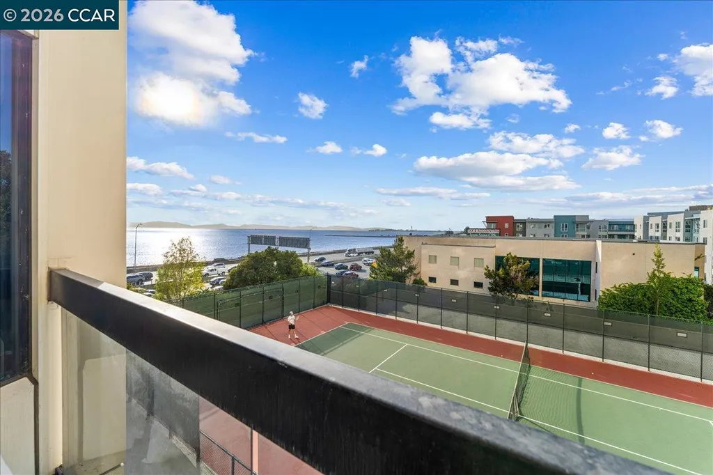 6363 Christie Avenue Emeryville CA 94608