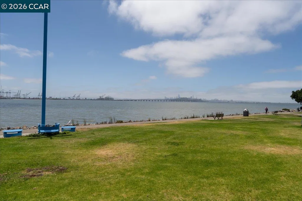 6363 Christie Avenue Emeryville CA 94608