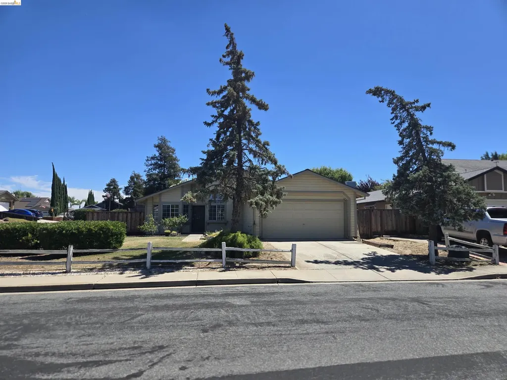 301 Maude Court Oakley CA 94561