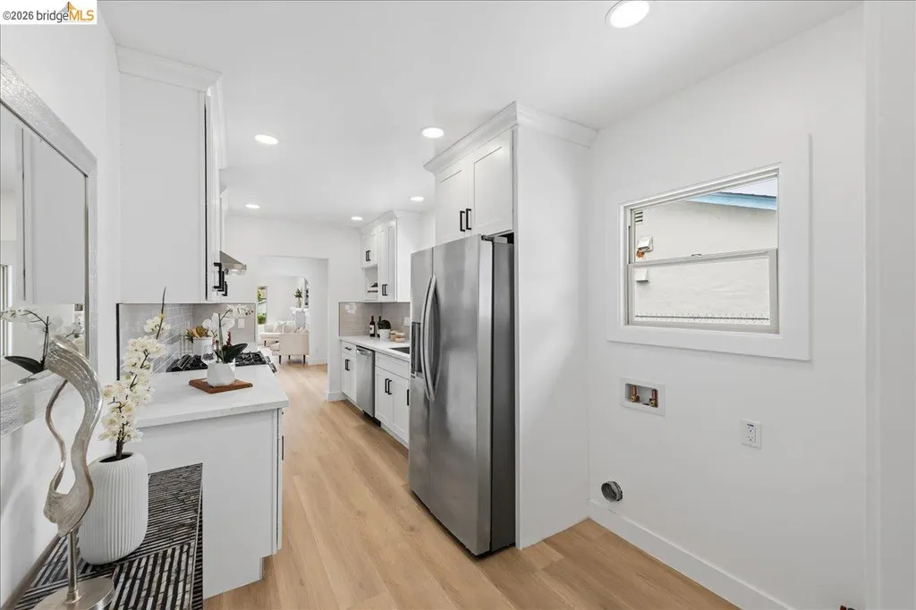 3350 Brookdale Avenue Oakland CA 94602