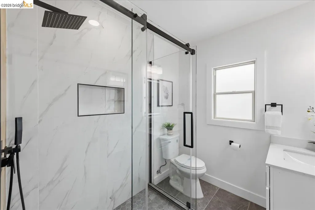 3350 Brookdale Avenue Oakland CA 94602
