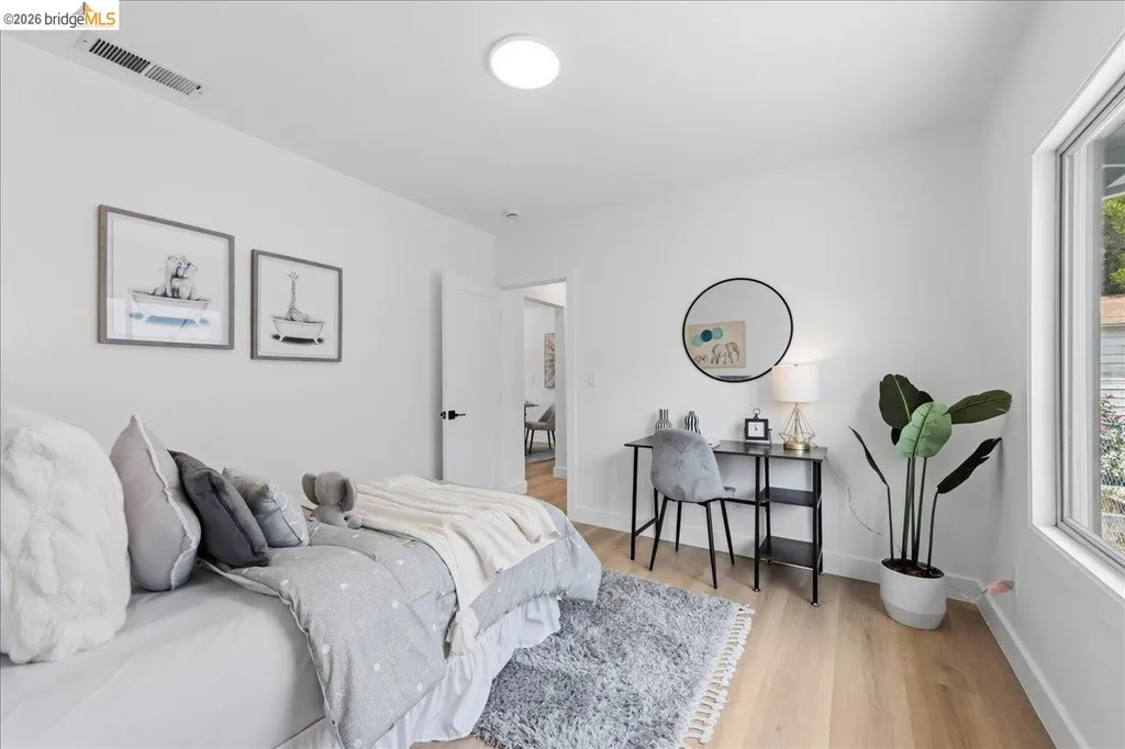 3350 Brookdale Avenue Oakland CA 94602
