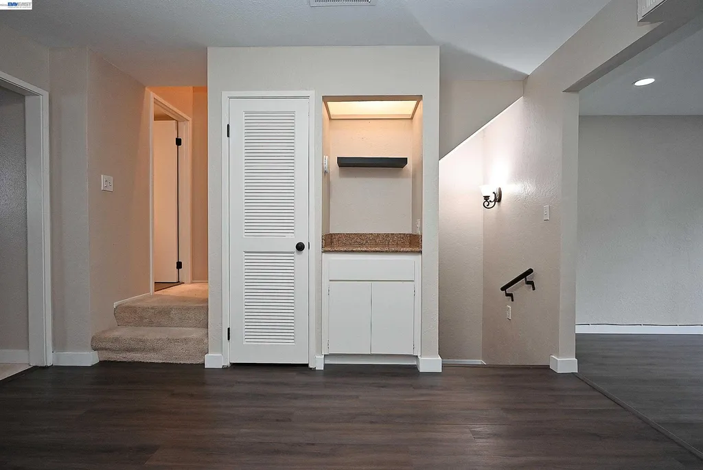 17994 Azalea Road Hayward CA 94541