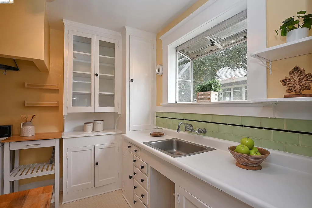 1301 Bonita Berkeley CA 94709