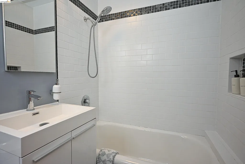 1301 Bonita Berkeley CA 94709