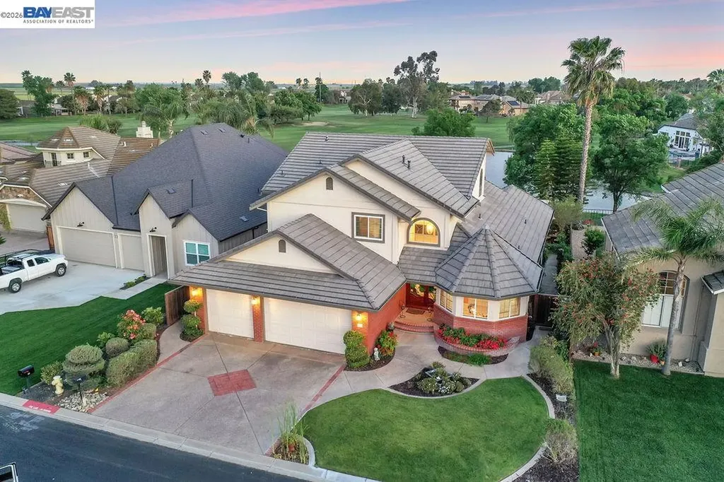 82 Edgeview Court Discovery Bay CA 94505