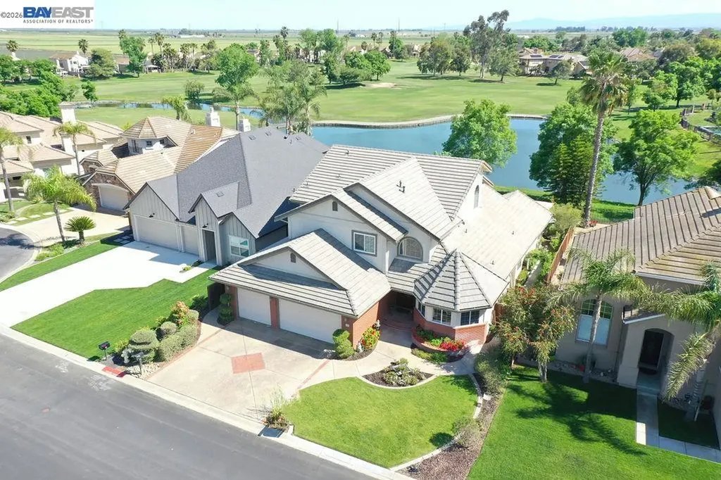 82 Edgeview Court Discovery Bay CA 94505