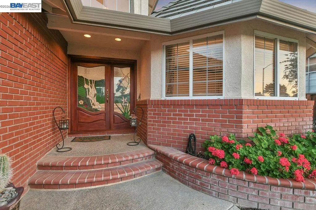 82 Edgeview Court Discovery Bay CA 94505