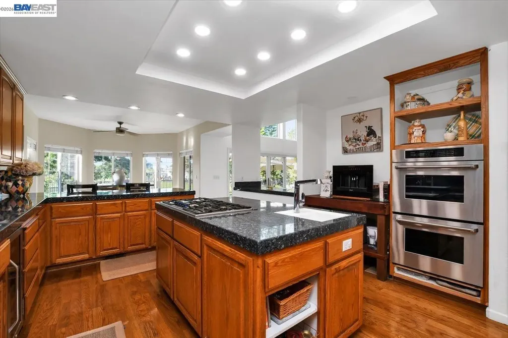 82 Edgeview Court Discovery Bay CA 94505