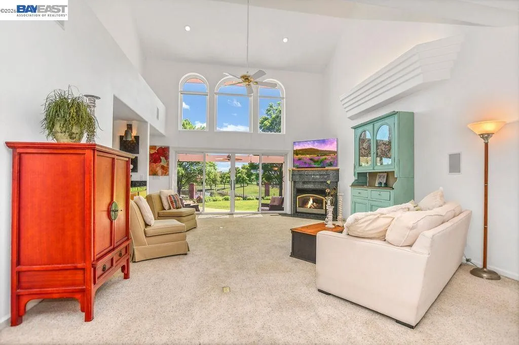 82 Edgeview Court Discovery Bay CA 94505