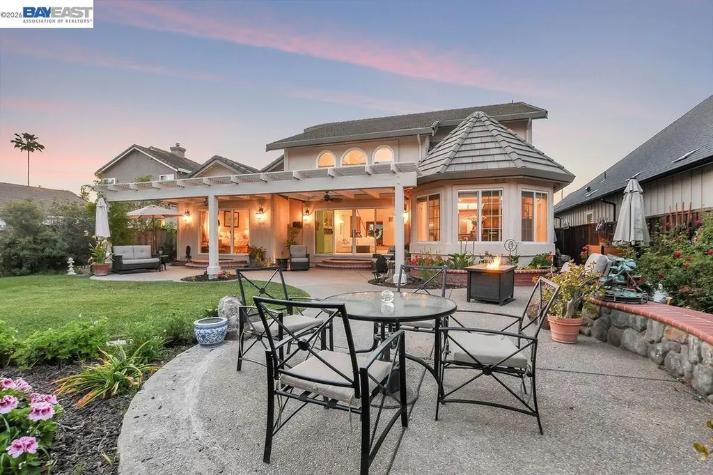 82 Edgeview Court Discovery Bay CA 94505