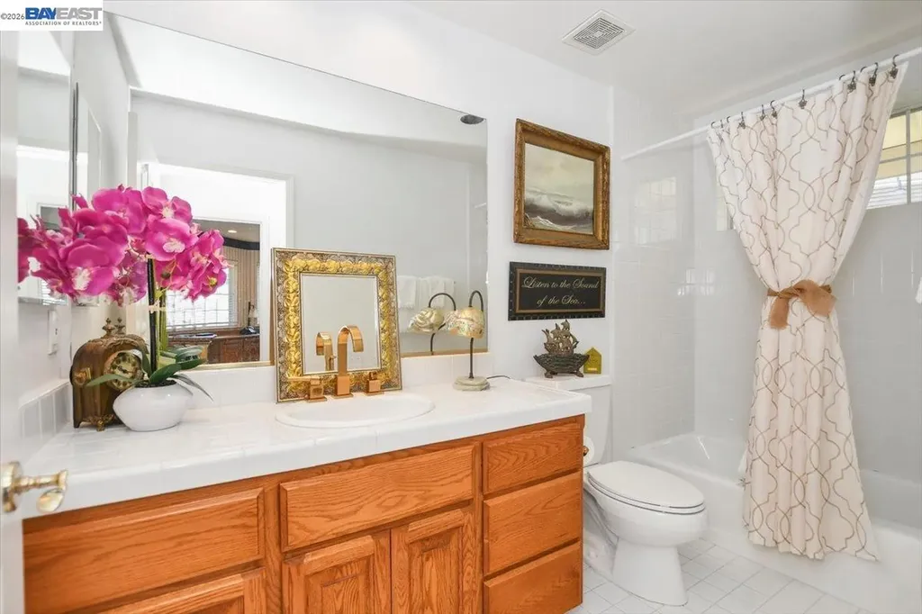 82 Edgeview Court Discovery Bay CA 94505