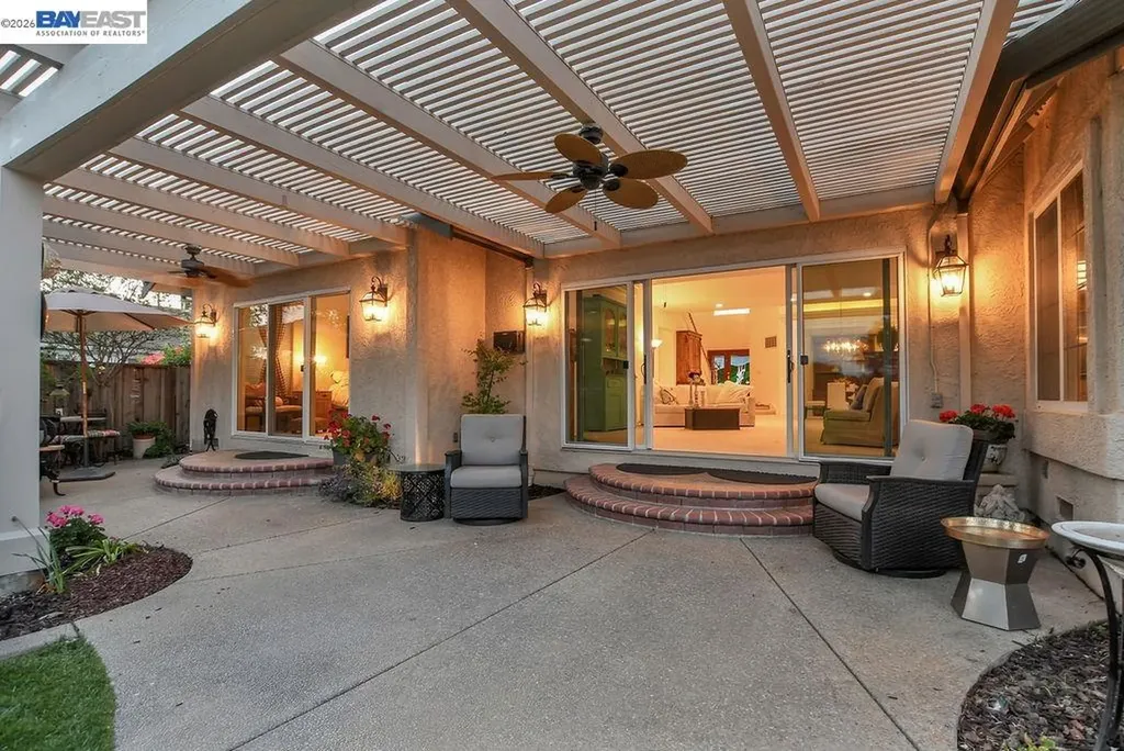 82 Edgeview Court Discovery Bay CA 94505