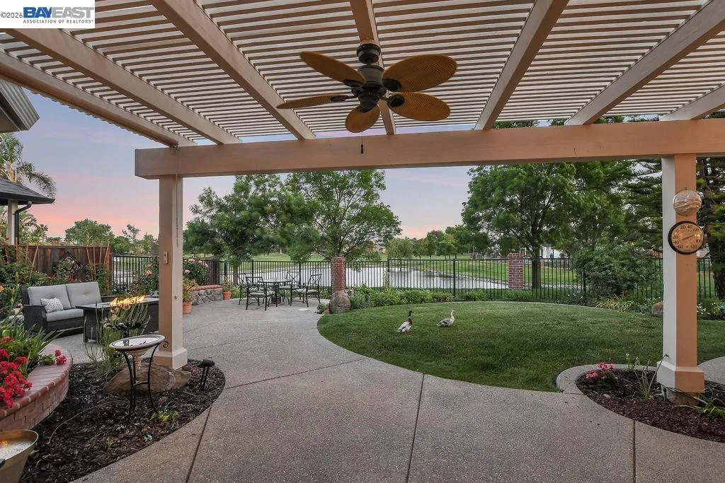 82 Edgeview Court Discovery Bay CA 94505