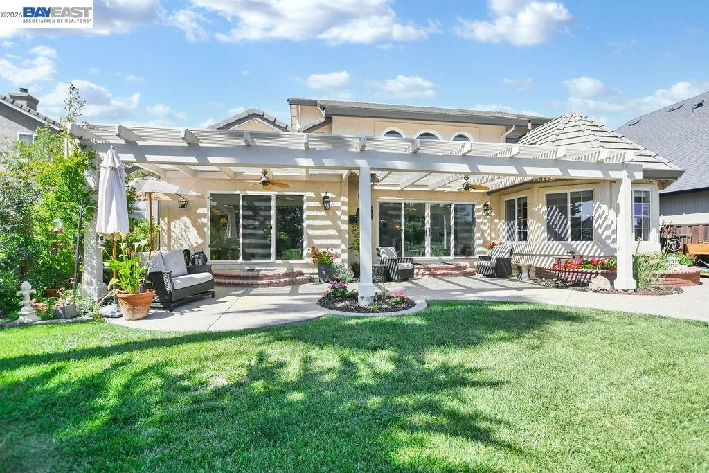 82 Edgeview Court Discovery Bay CA 94505