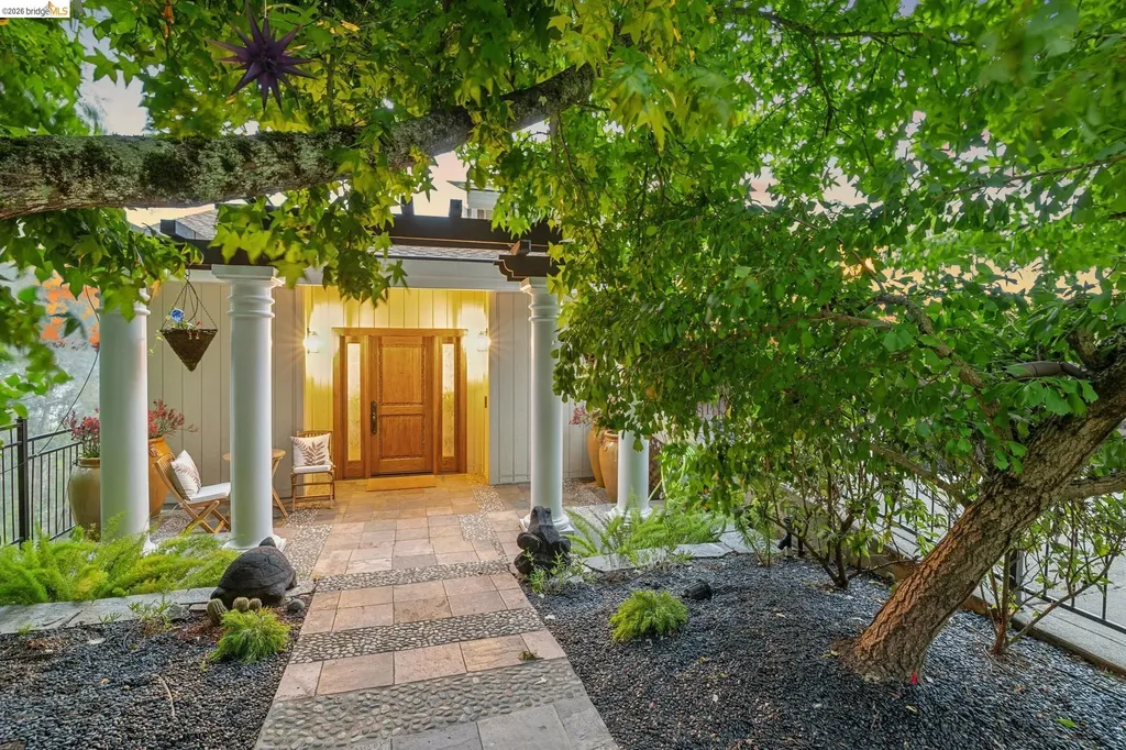 7015 Elverton Drive Oakland CA 94611