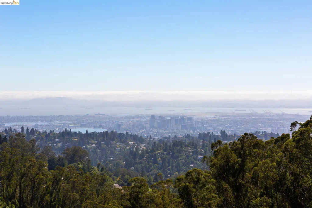 7015 Elverton Drive Oakland CA 94611