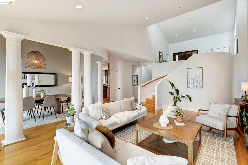 7015 Elverton Drive Oakland CA 94611