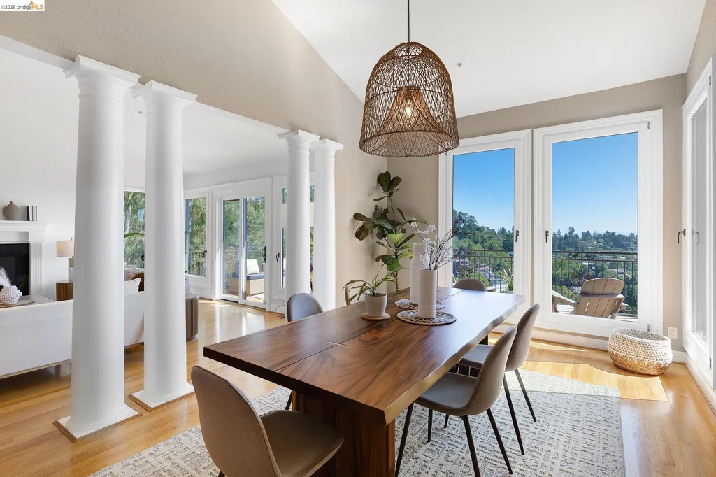 7015 Elverton Drive Oakland CA 94611