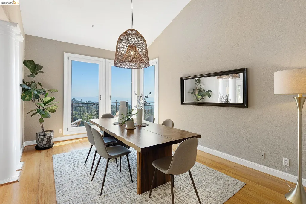 7015 Elverton Drive Oakland CA 94611
