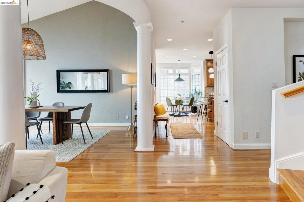 7015 Elverton Drive Oakland CA 94611