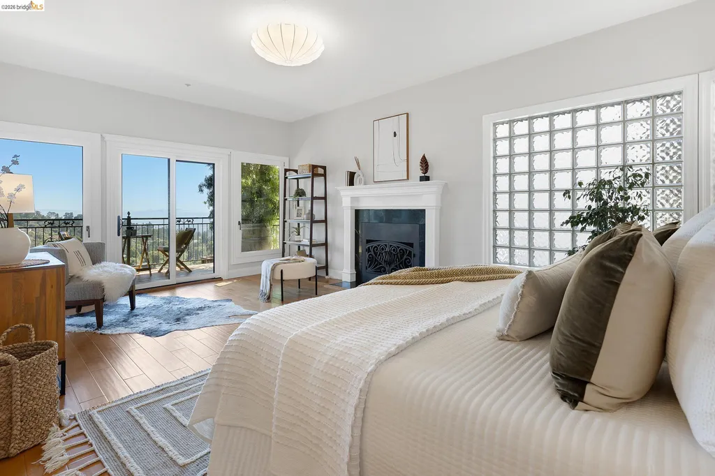 7015 Elverton Drive Oakland CA 94611