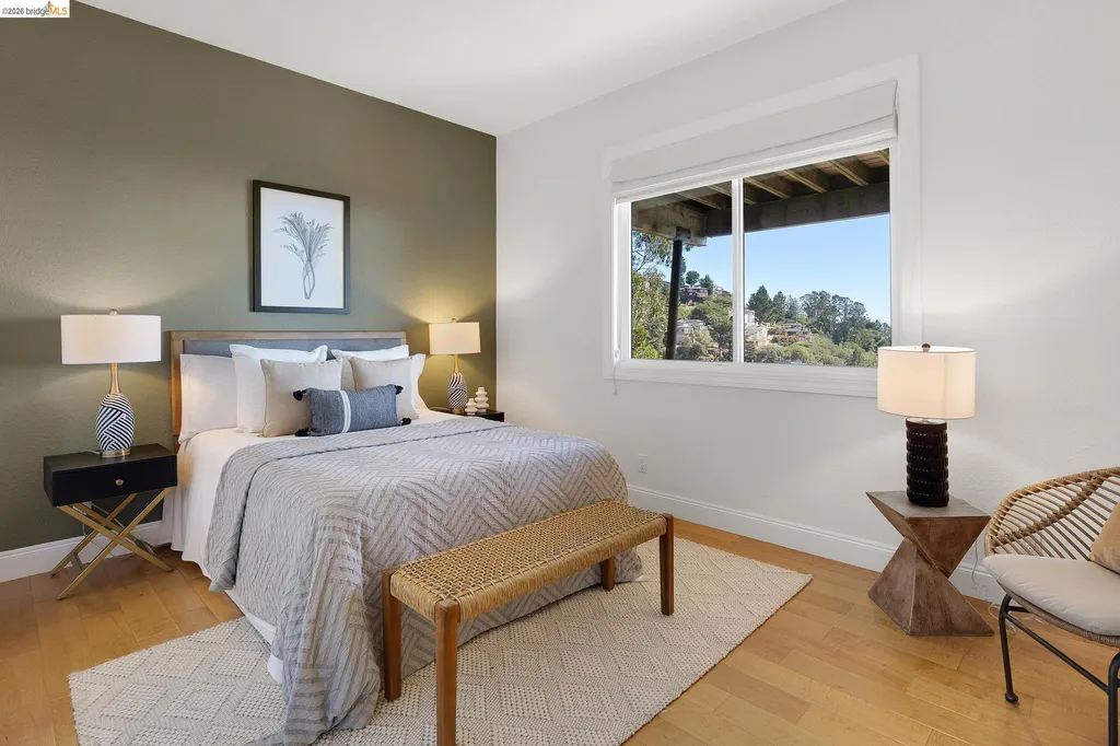 7015 Elverton Drive Oakland CA 94611