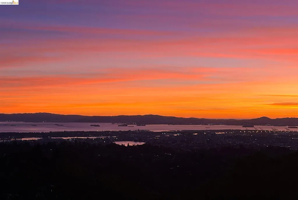 7015 Elverton Drive Oakland CA 94611