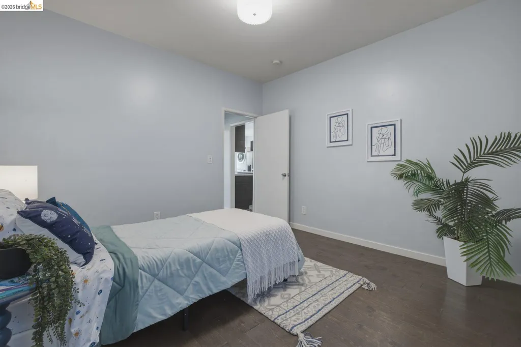 2523 Martin Luther King Jr Way Oakland CA 94612