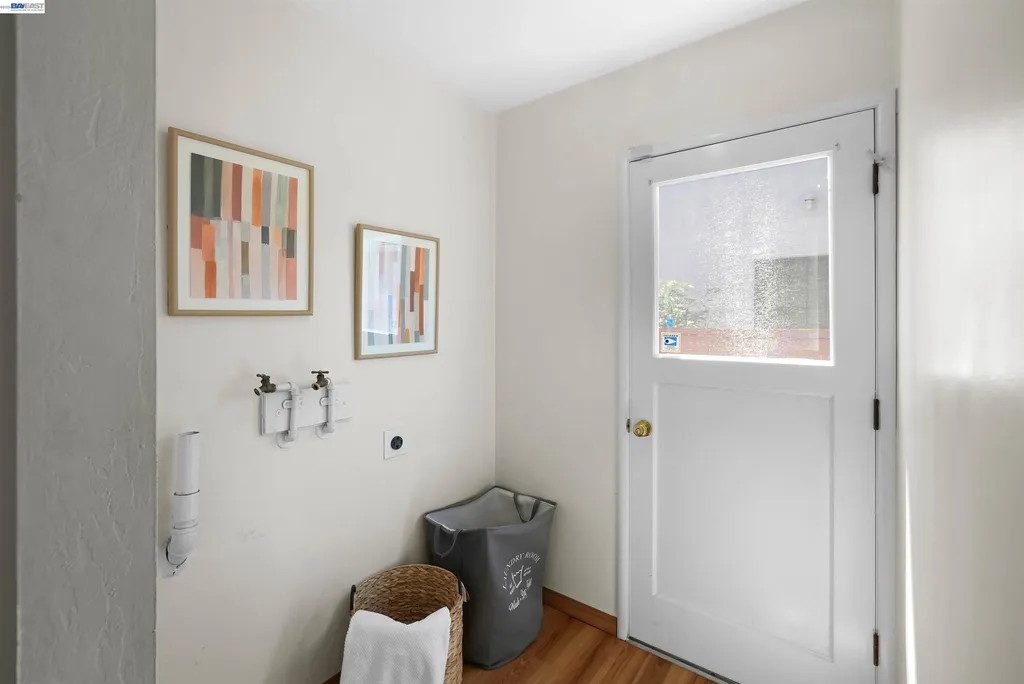 885 Devonshire Avenue San Leandro CA 94579