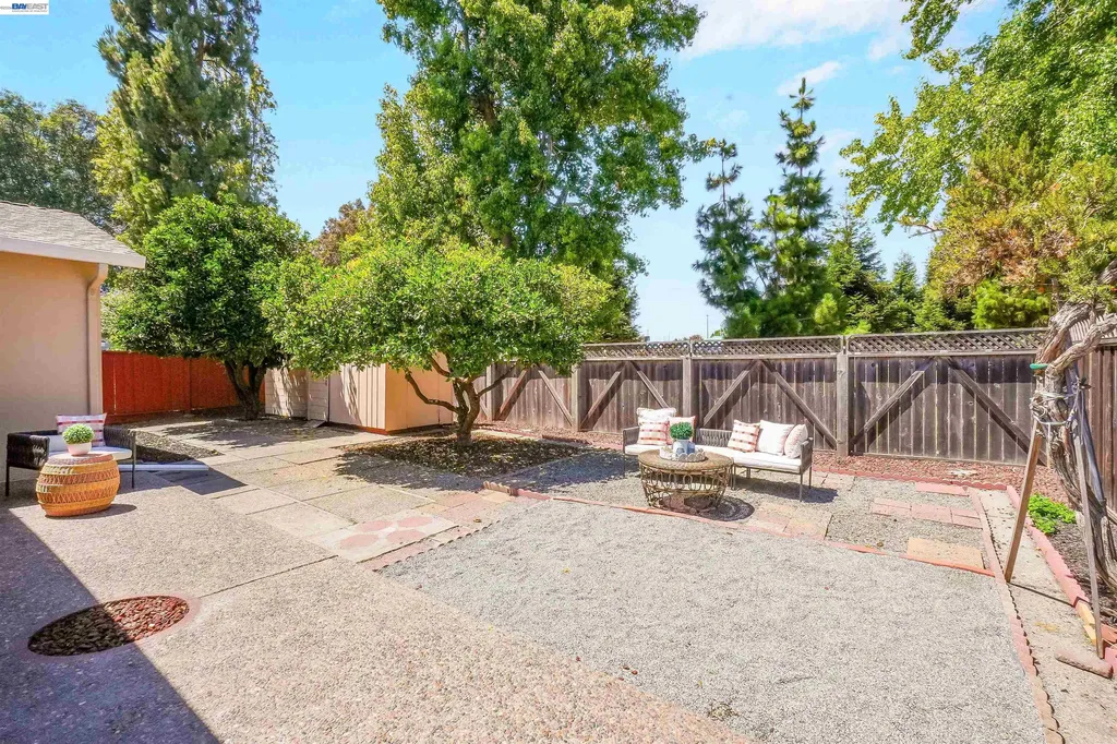 885 Devonshire Avenue San Leandro CA 94579