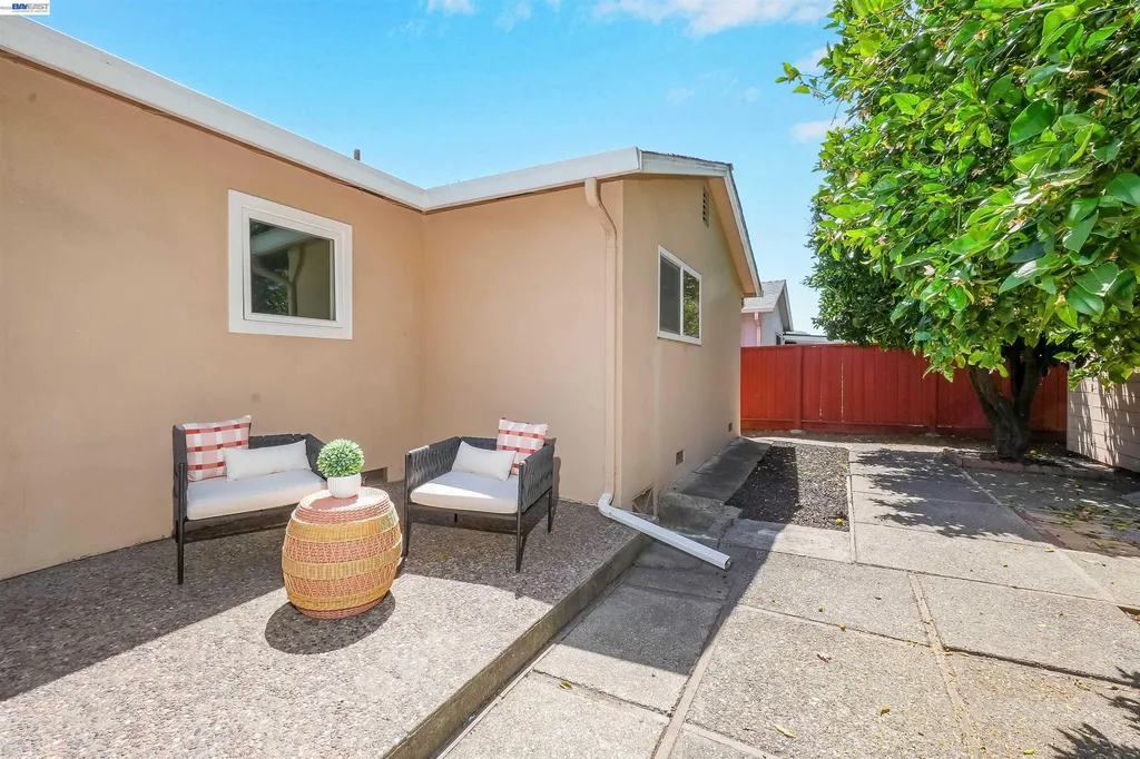 885 Devonshire Avenue San Leandro CA 94579