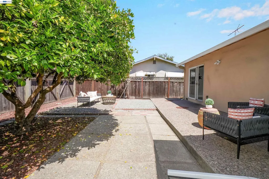 885 Devonshire Avenue San Leandro CA 94579