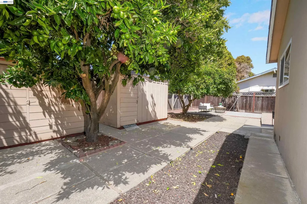 885 Devonshire Avenue San Leandro CA 94579