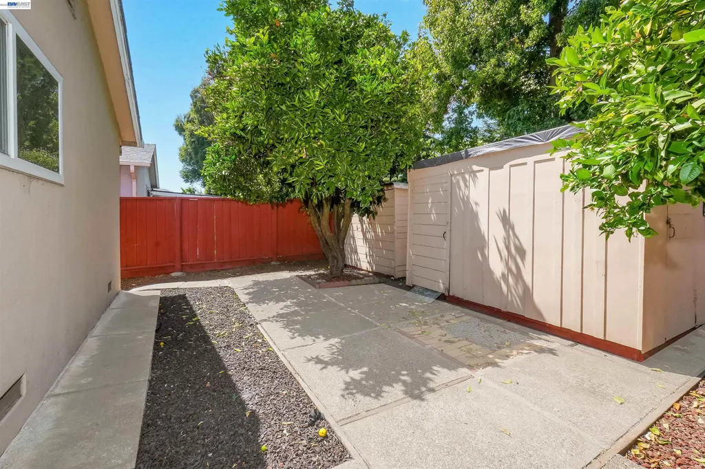 885 Devonshire Avenue San Leandro CA 94579
