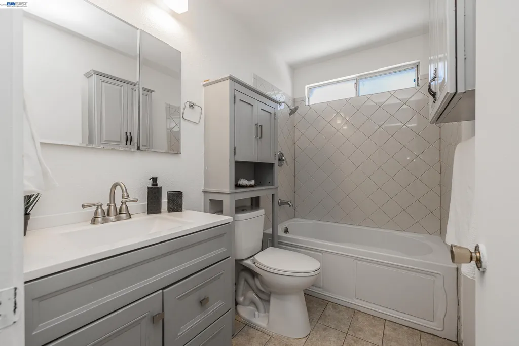 16984 Westerman Hayward CA 94541