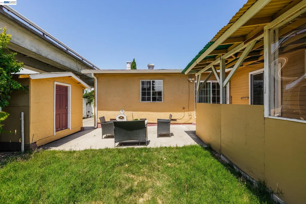 16984 Westerman Hayward CA 94541