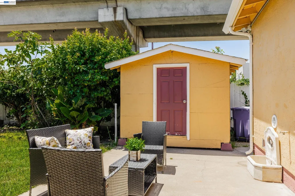 16984 Westerman Hayward CA 94541