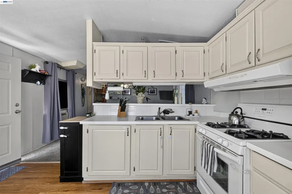 828 Olivina Avenue Livermore CA 94551