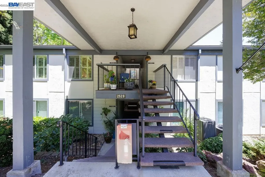2520 Ptarmigan Walnut Creek CA 94595
