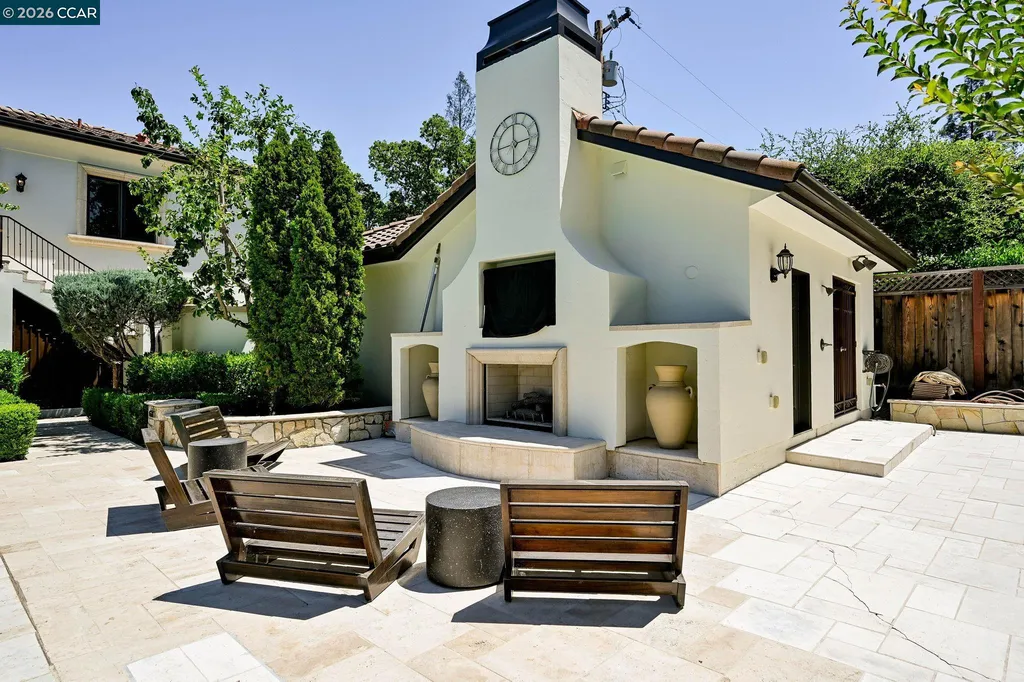 2080 Calle Los Callados Diablo CA 94528